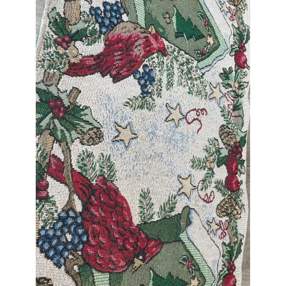 Christmas Cardinal Table‎ Runner Vintage Birdhouse Holly Red Birds Festive Decor